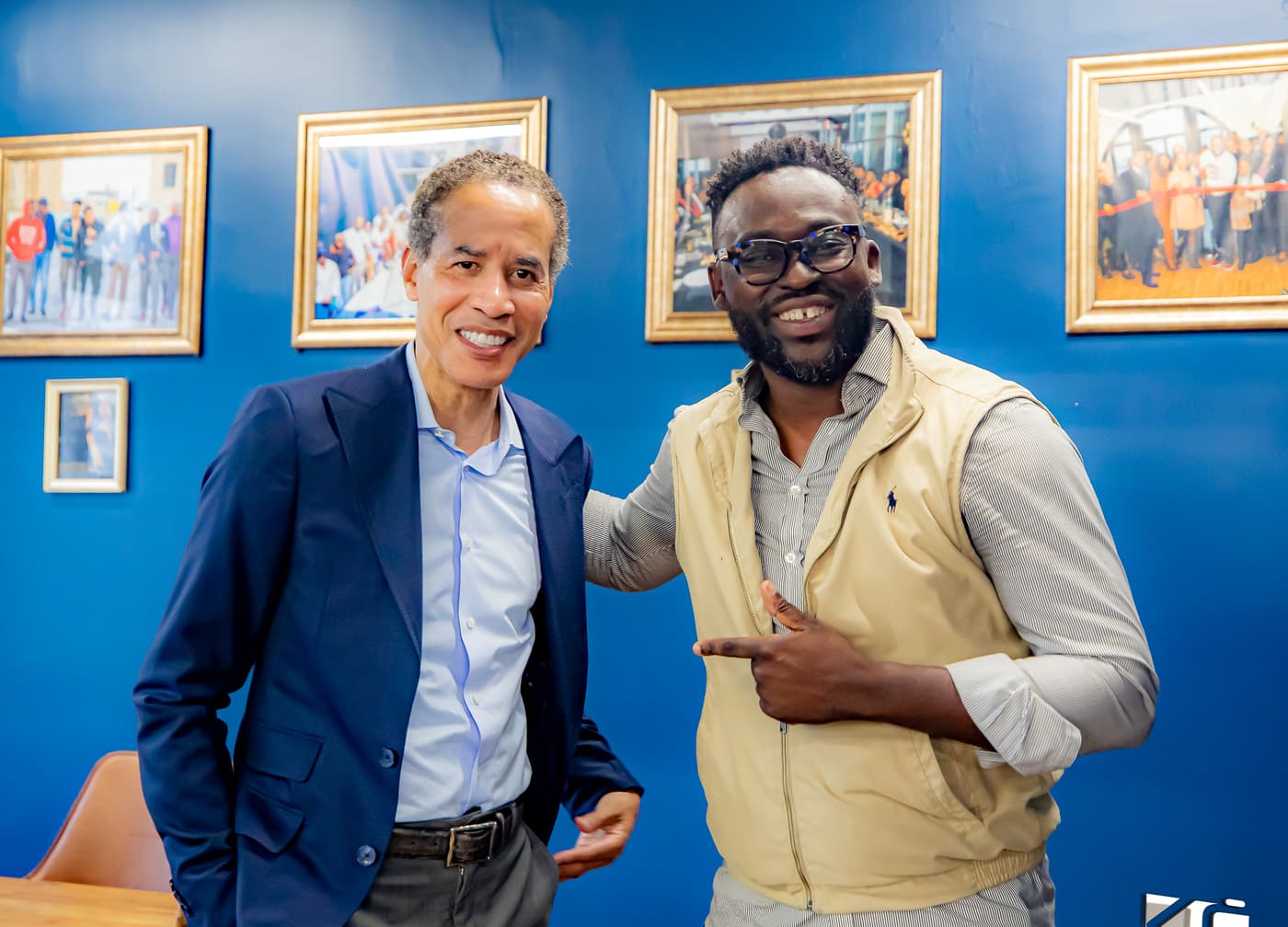 Catching up after a conversation at Gentlemen's Factory.