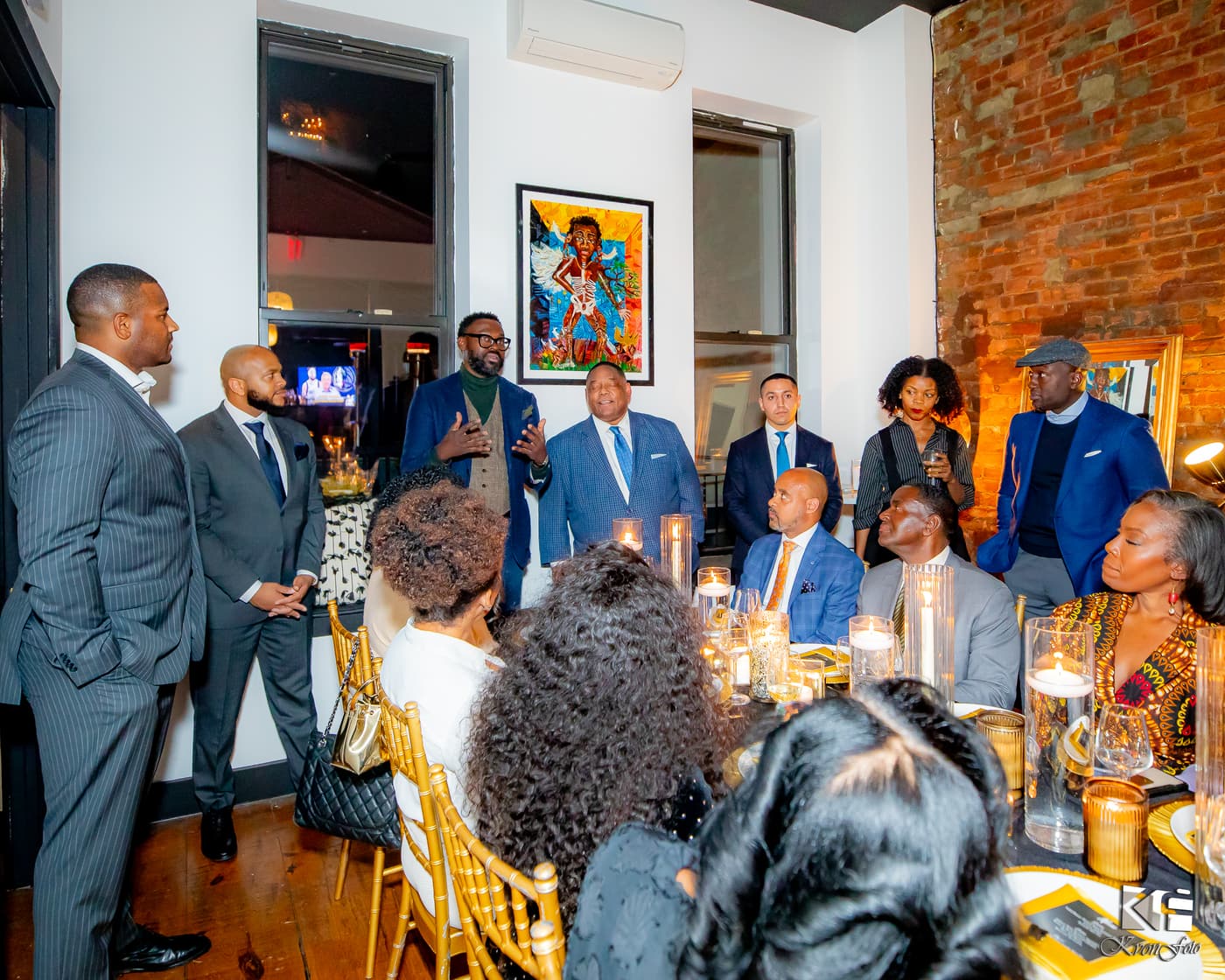 A conversation at a Gentlemen's Factory dinner.